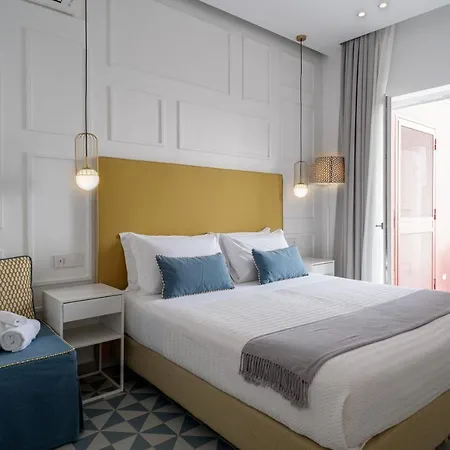 Marina Konukevi Capri