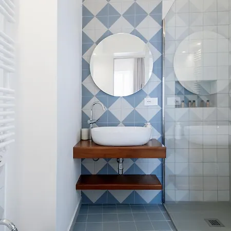 Konukevi Marina Capri